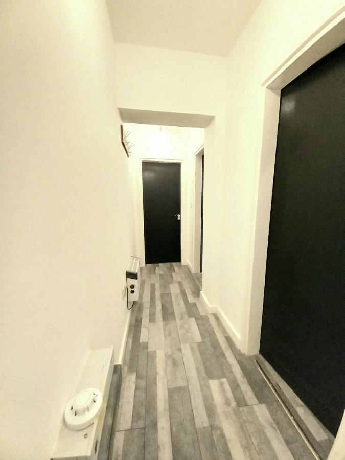 L2 -city Center -